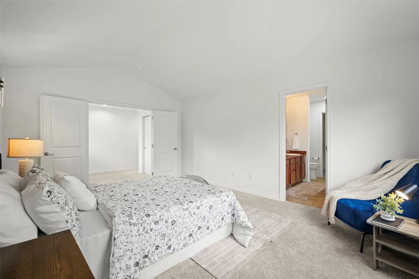 907 141st Place SW, Lynnwood, WA 98087