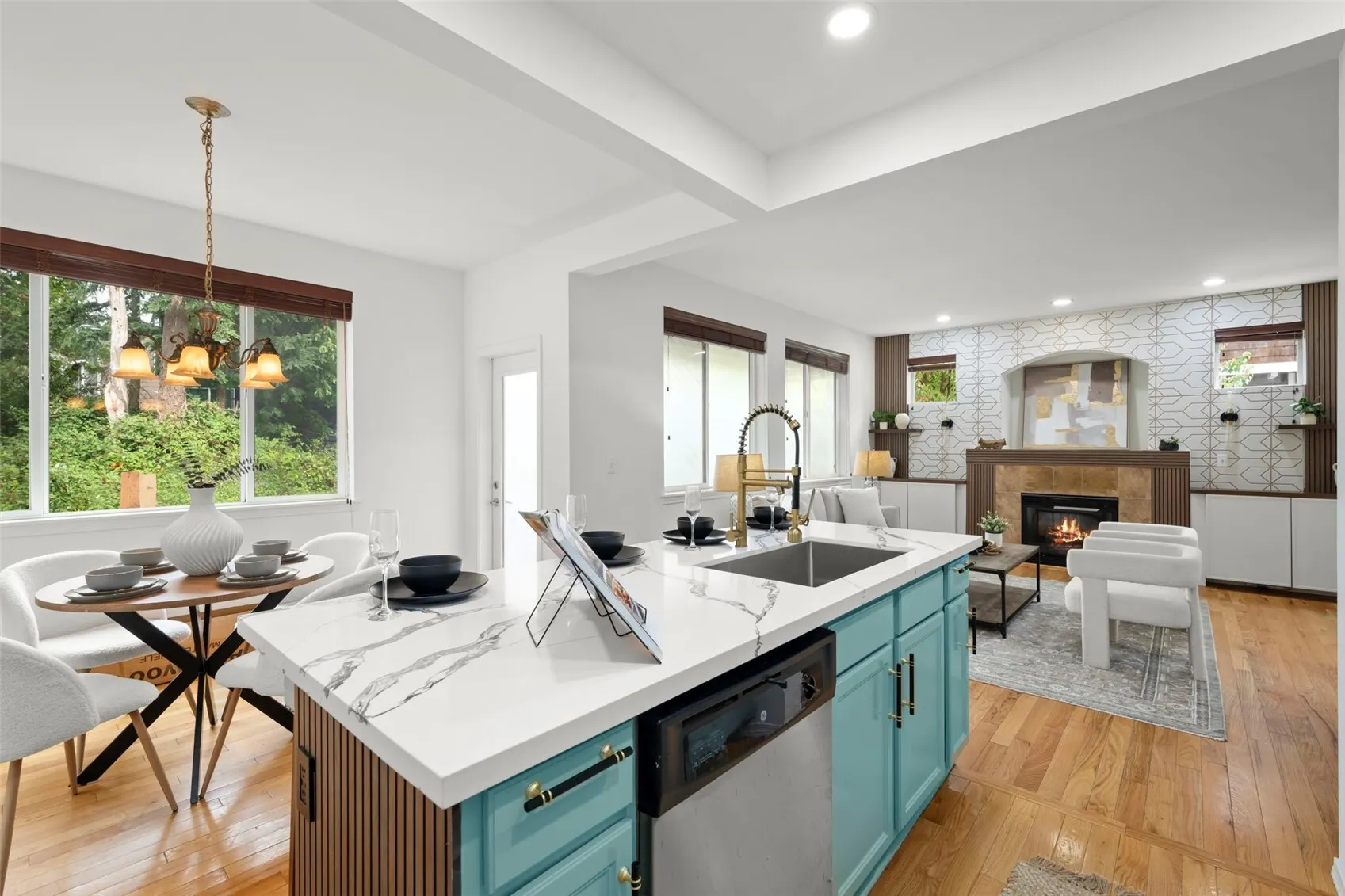 907 141st Place SW, Lynnwood, WA 98087