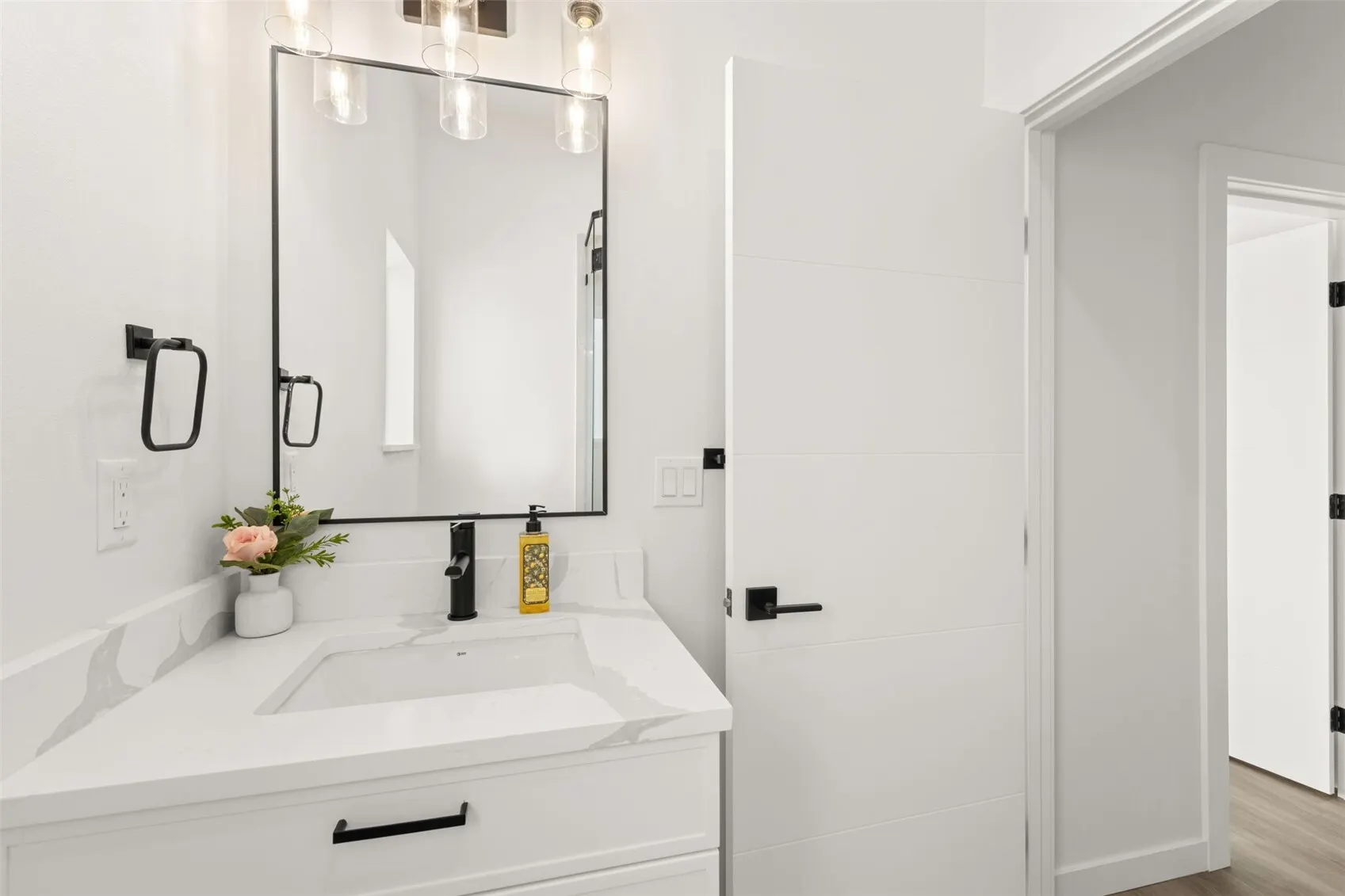 3214 B S Dawson Street , Seattle, WA 98118