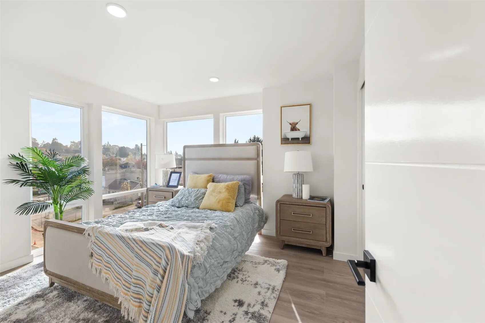 3214 B S Dawson Street , Seattle, WA 98118