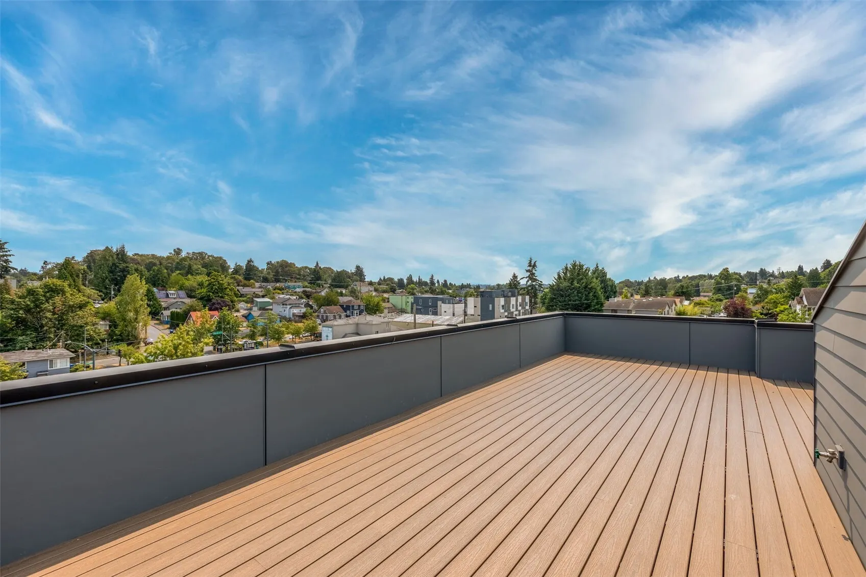 3214 B S Dawson Street , Seattle, WA 98118