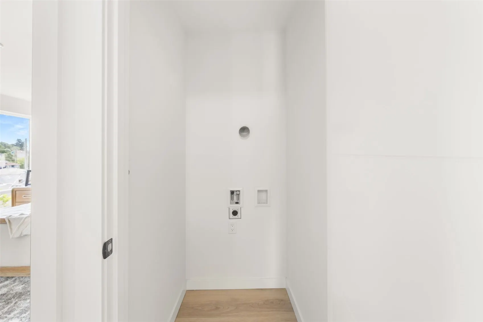 3214 B S Dawson Street , Seattle, WA 98118