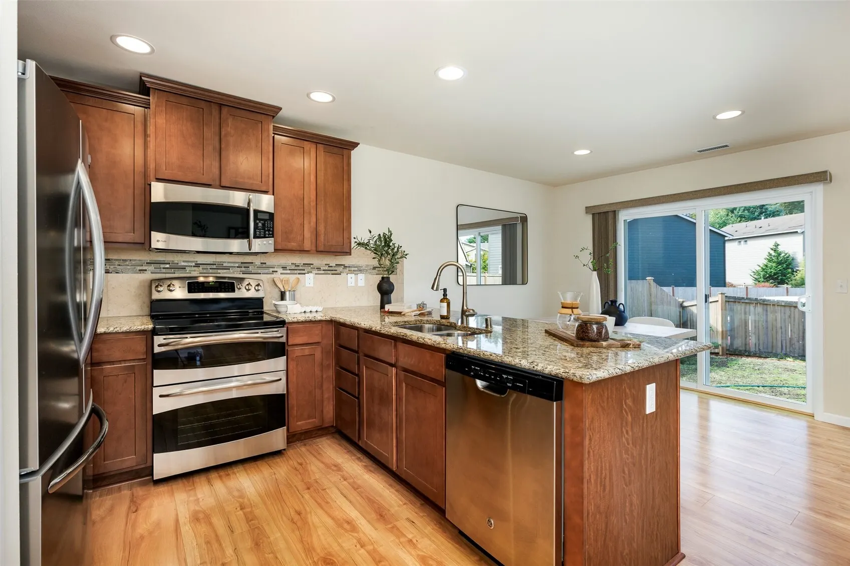 3312 SE 176th Place SE, Bothell, WA 98012