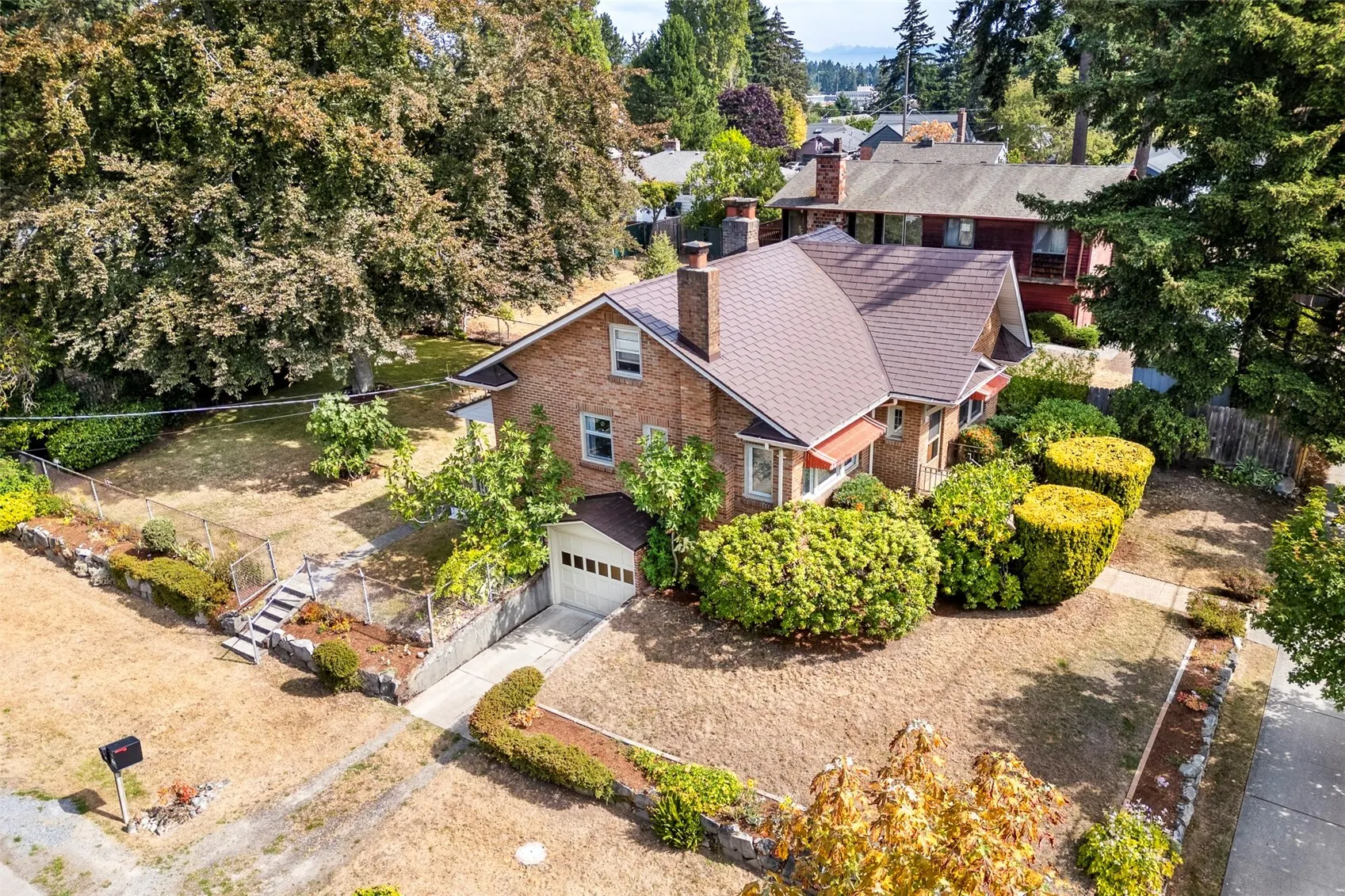 506 N 125th Street , Seattle, WA 98133