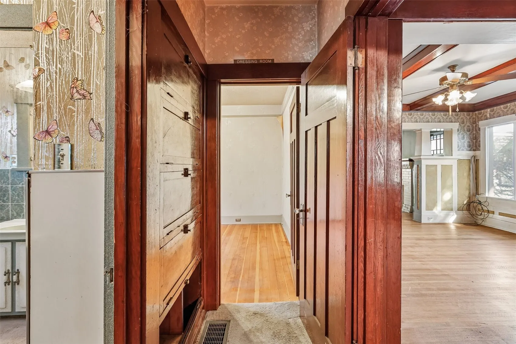 3209 NW 57th Street , Seattle, WA 98107