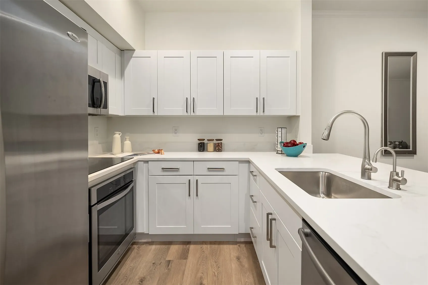 122 State Street S #E112, Kirkland, WA 98033