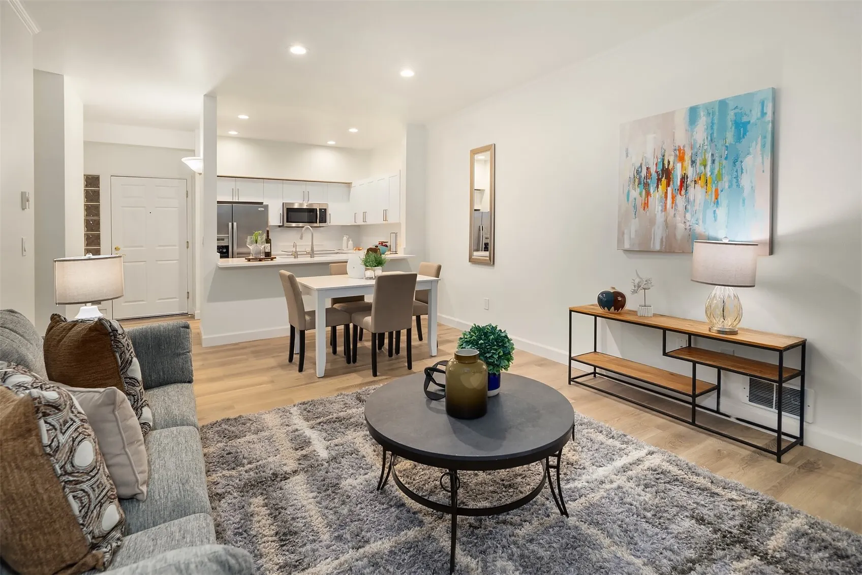 122 State Street S #E112, Kirkland, WA 98033