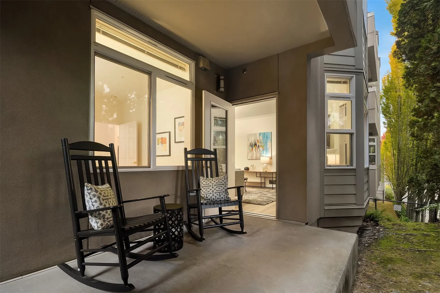 122 State Street S #E112, Kirkland, WA 98033