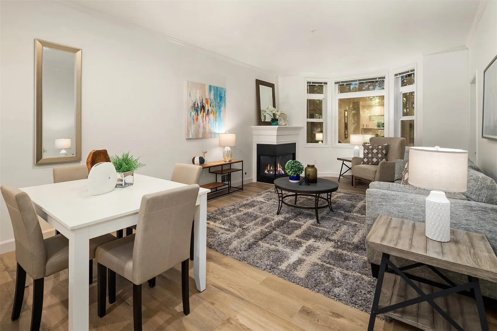122 State Street S #E112, Kirkland, WA 98033