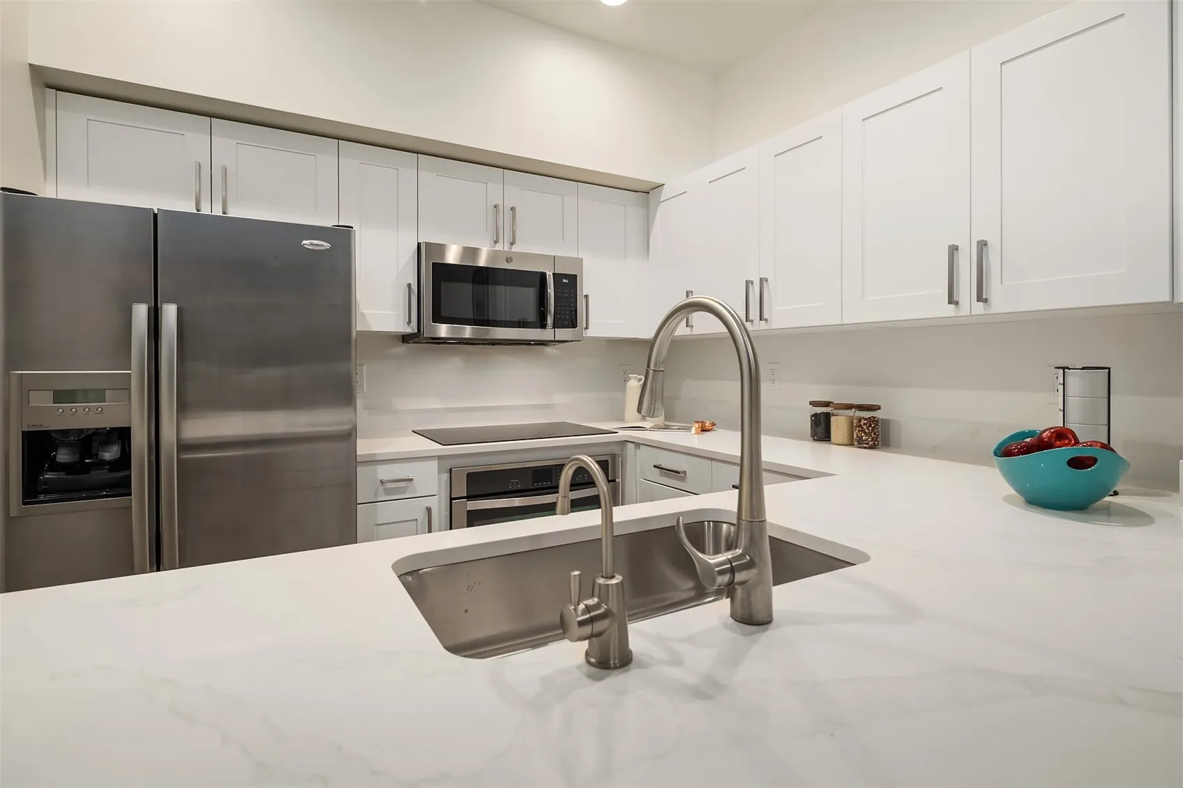 122 State Street S #E112, Kirkland, WA 98033