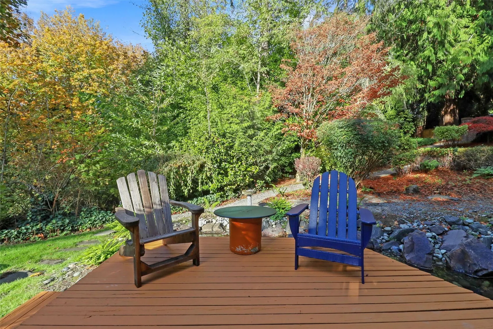 16805 6th Avenue SW, Seattle, WA 98166