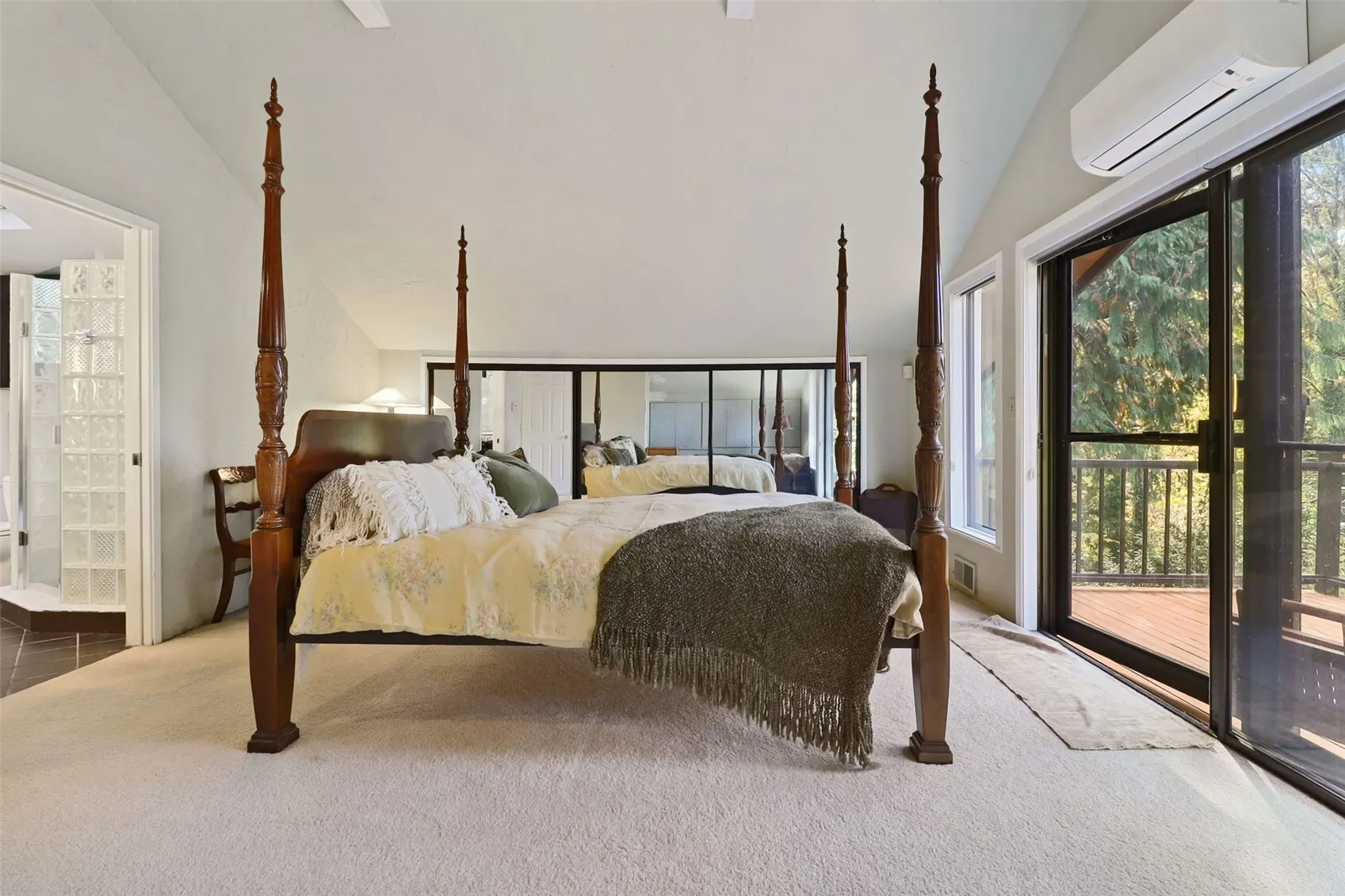 16805 6th Avenue SW, Seattle, WA 98166