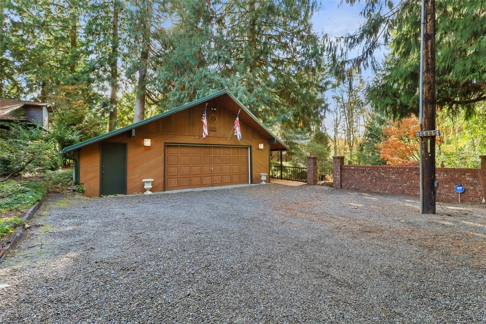 16805 6th Avenue SW, Seattle, WA 98166