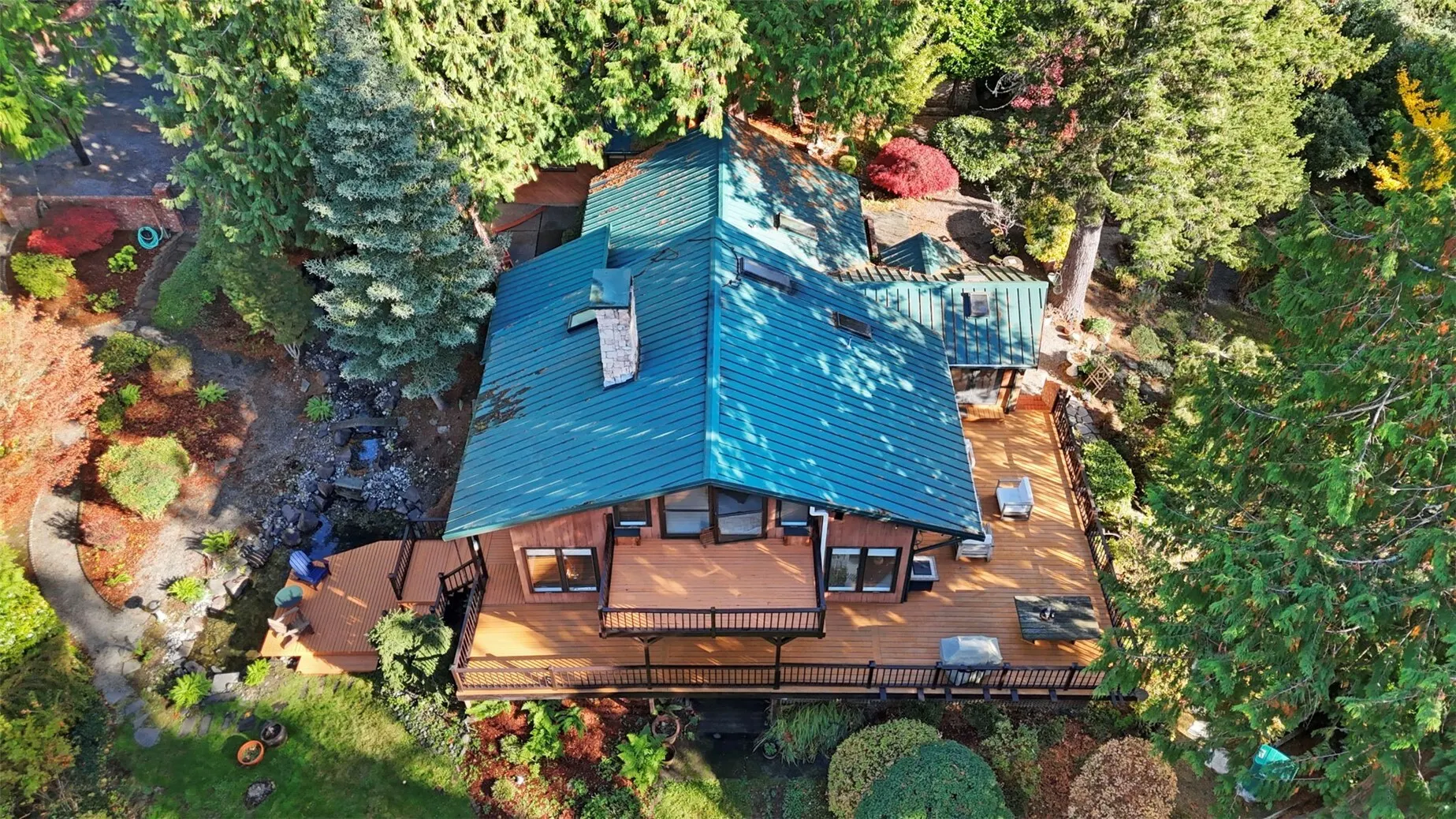 16805 6th Avenue SW, Seattle, WA 98166
