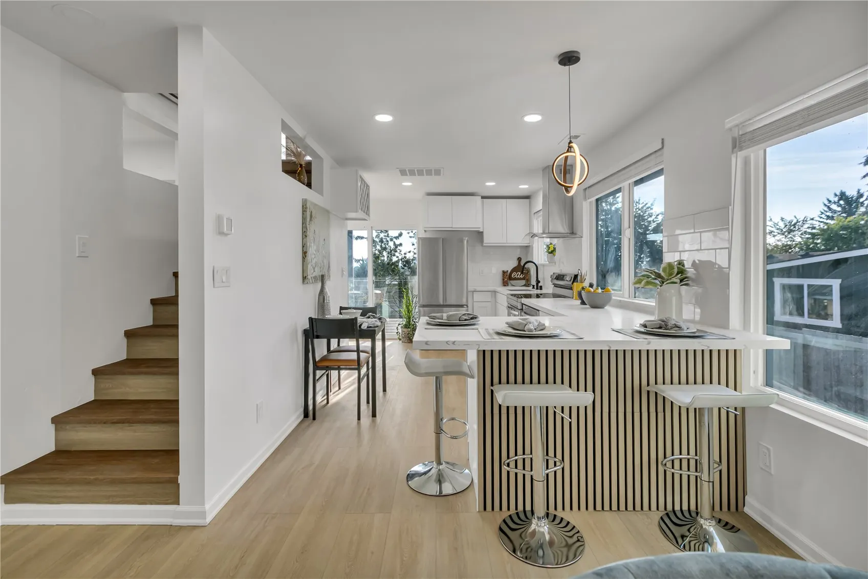 5908 Beacon Avenue , Seattle, WA 98108