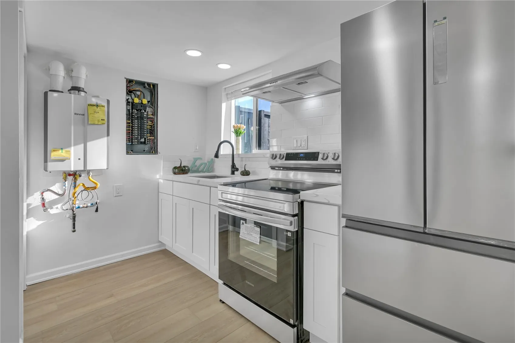 5908 Beacon Avenue , Seattle, WA 98108