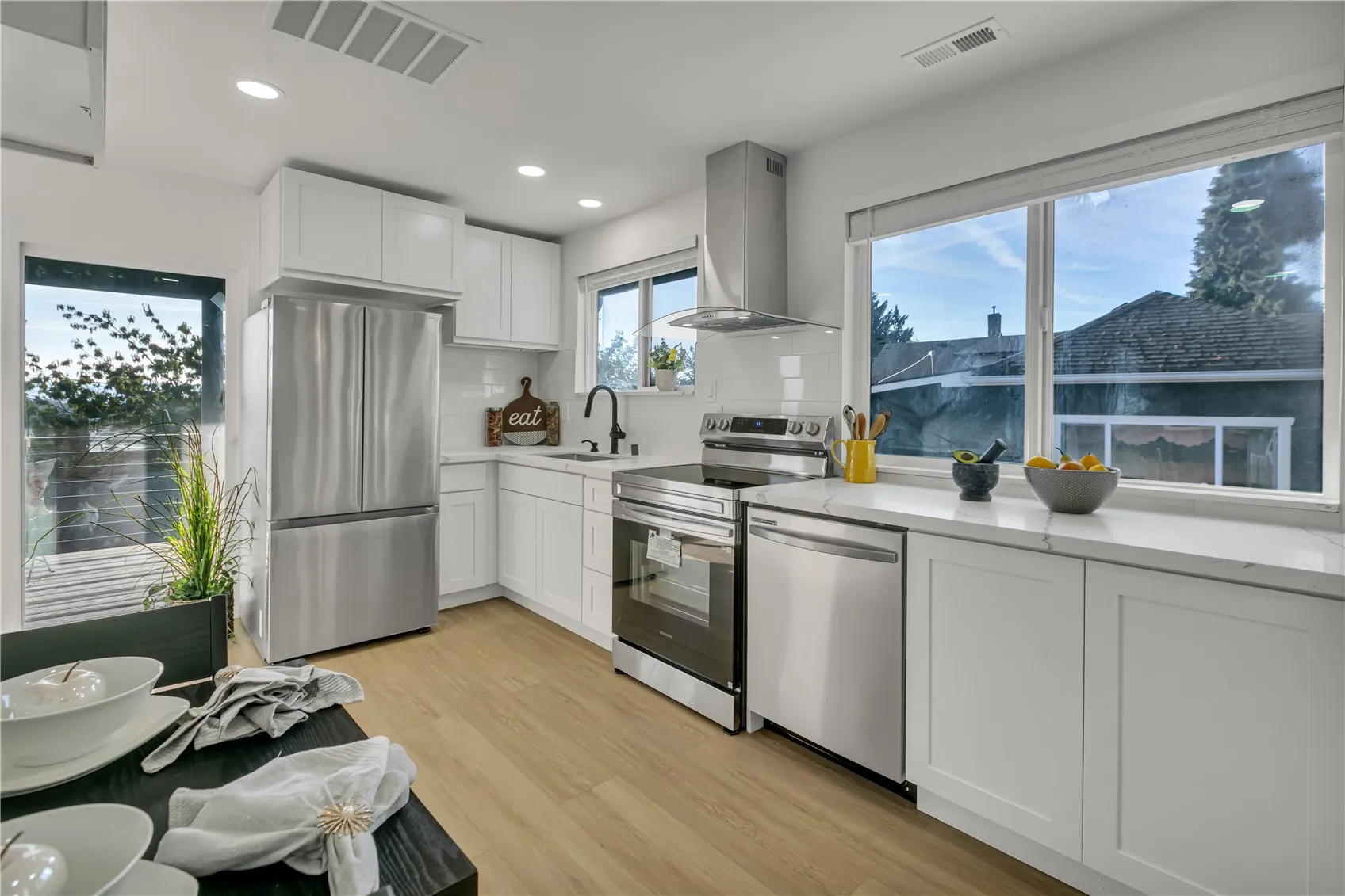 5908 Beacon Avenue , Seattle, WA 98108
