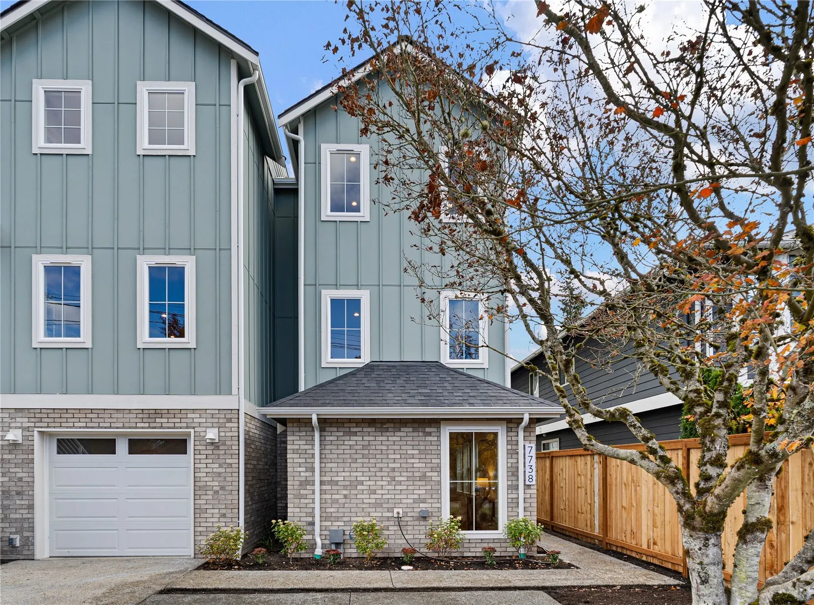 7738 36th Avenue NE, Seattle, WA 98115
