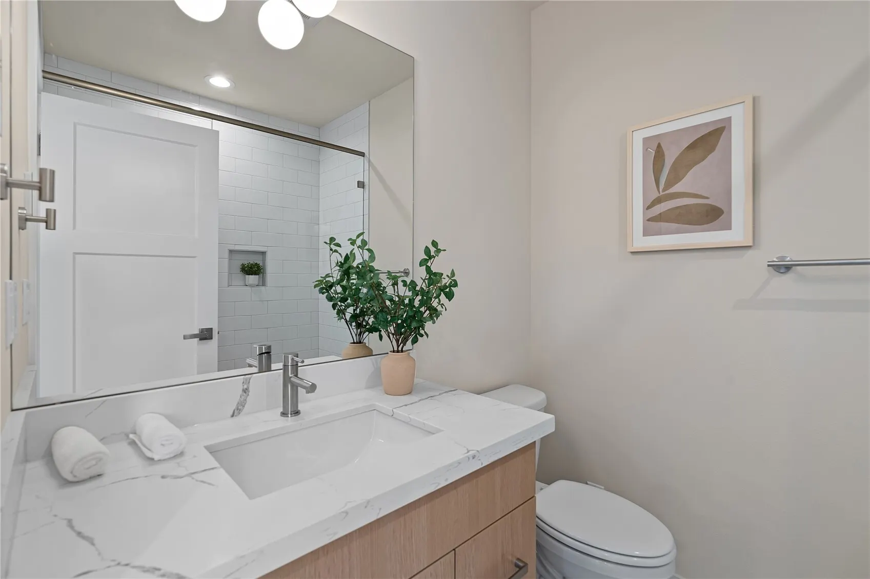 7738 36th Avenue NE, Seattle, WA 98115