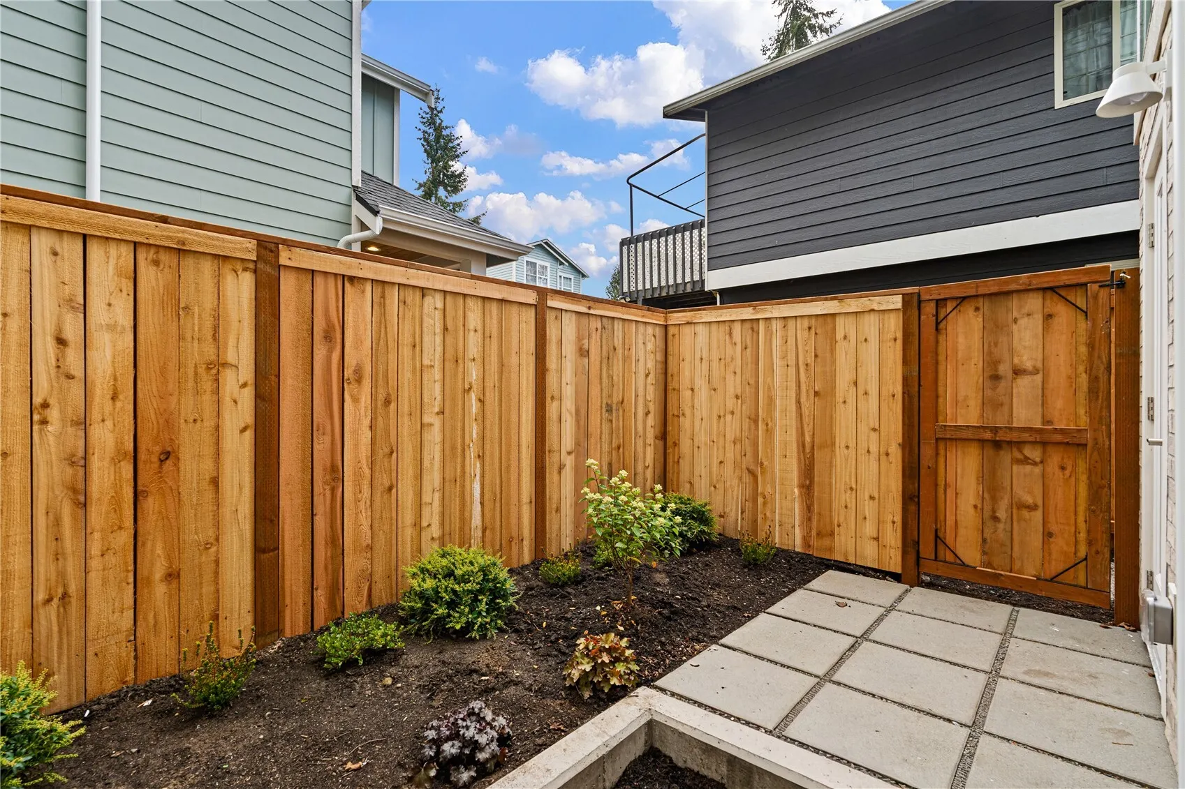 7738 36th Avenue NE, Seattle, WA 98115