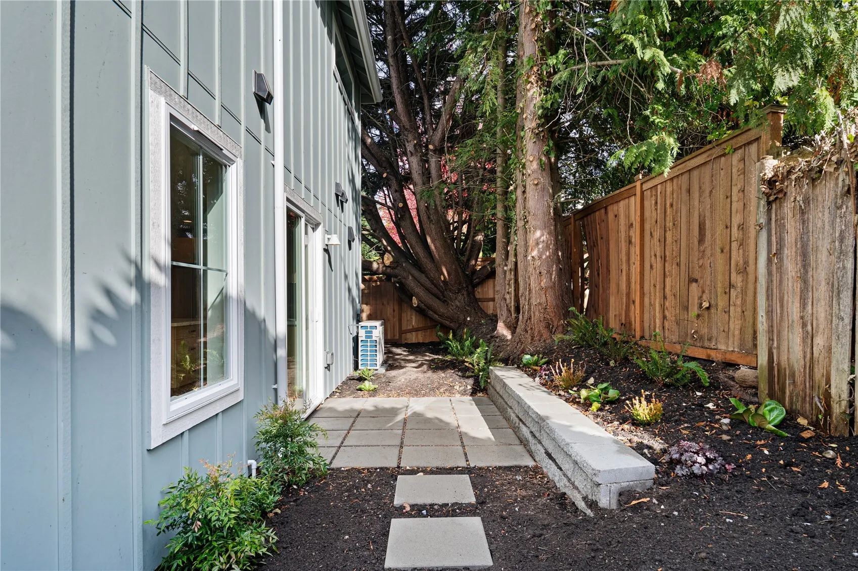 7736 36th Avenue NE, Seattle, WA 98115