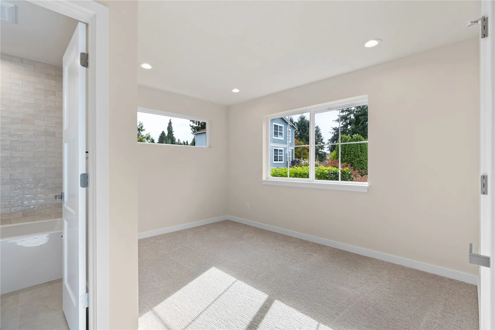 7736 36th Avenue NE, Seattle, WA 98115