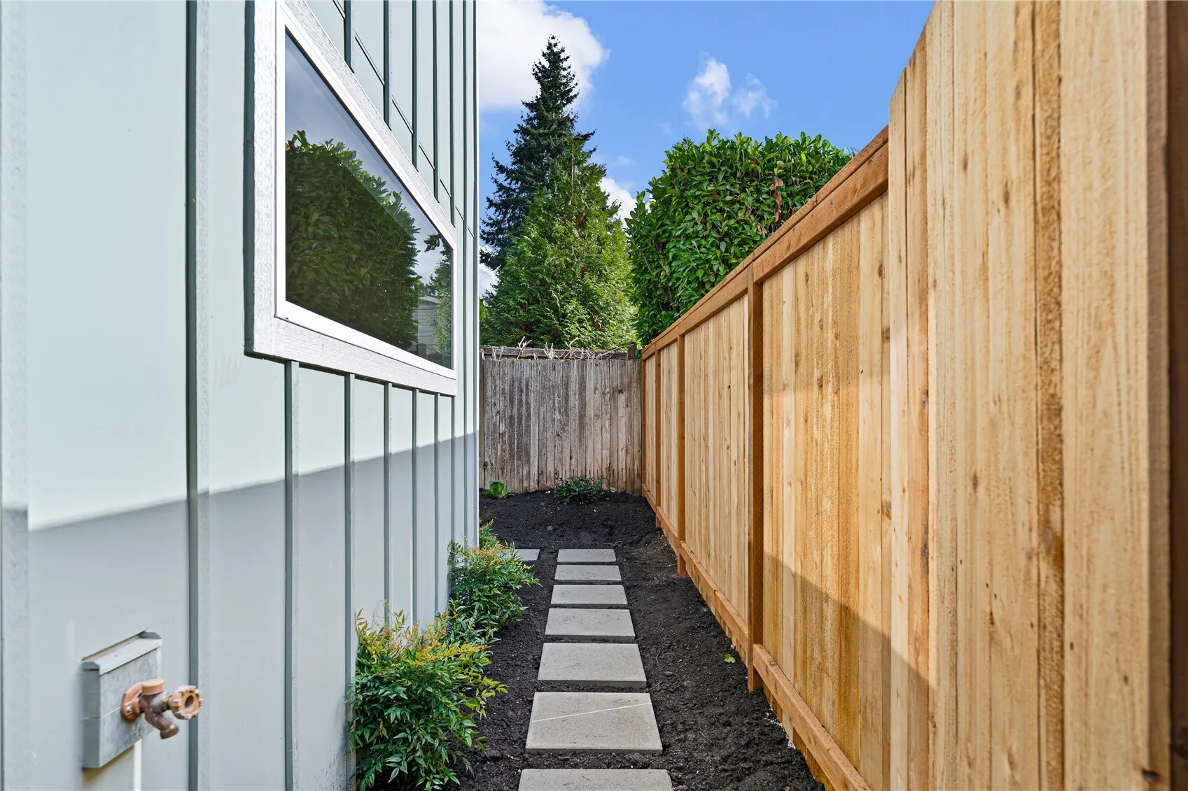 7736 36th Avenue NE, Seattle, WA 98115