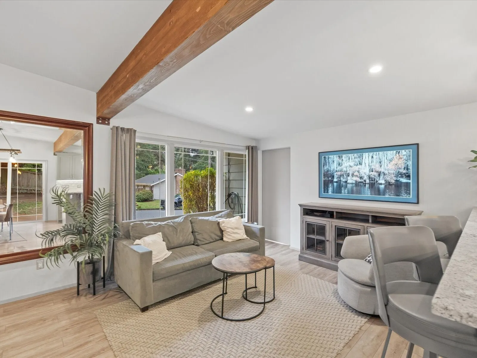 15718 NE 1st Place , Bellevue, WA 98008
