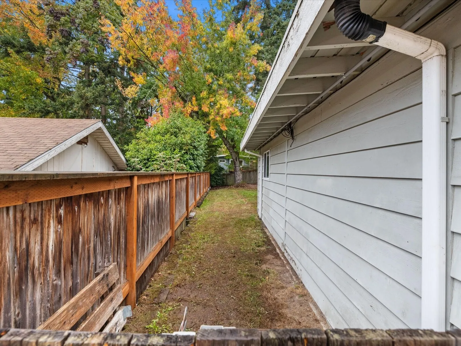 15718 NE 1st Place , Bellevue, WA 98008