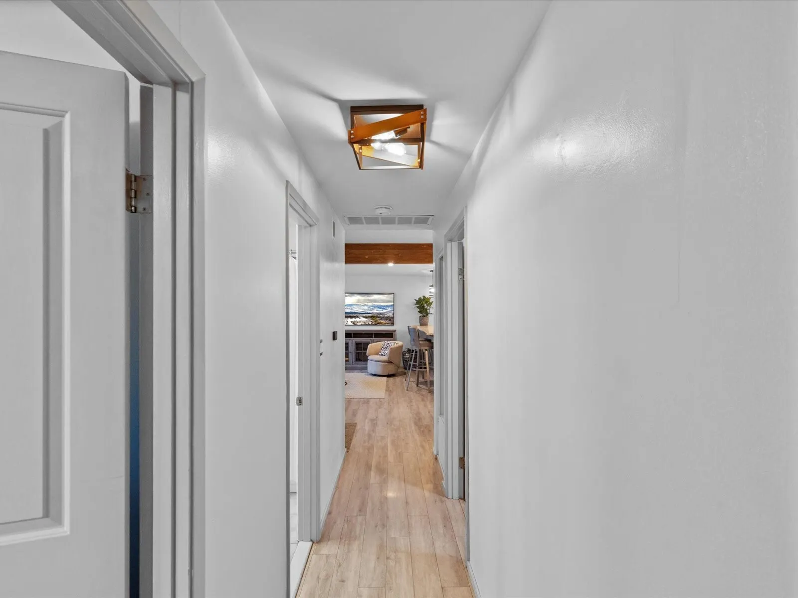 15718 NE 1st Place , Bellevue, WA 98008