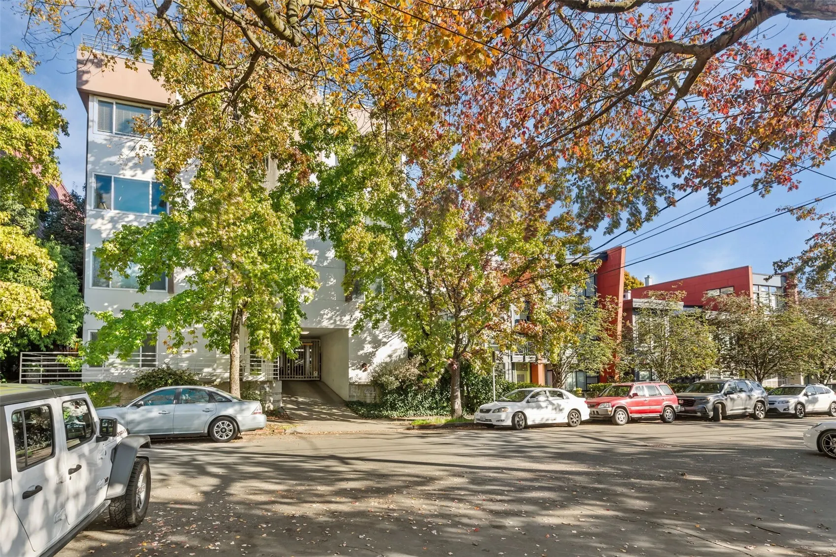 1828 11th Avenue #205, Seattle, WA 98122
