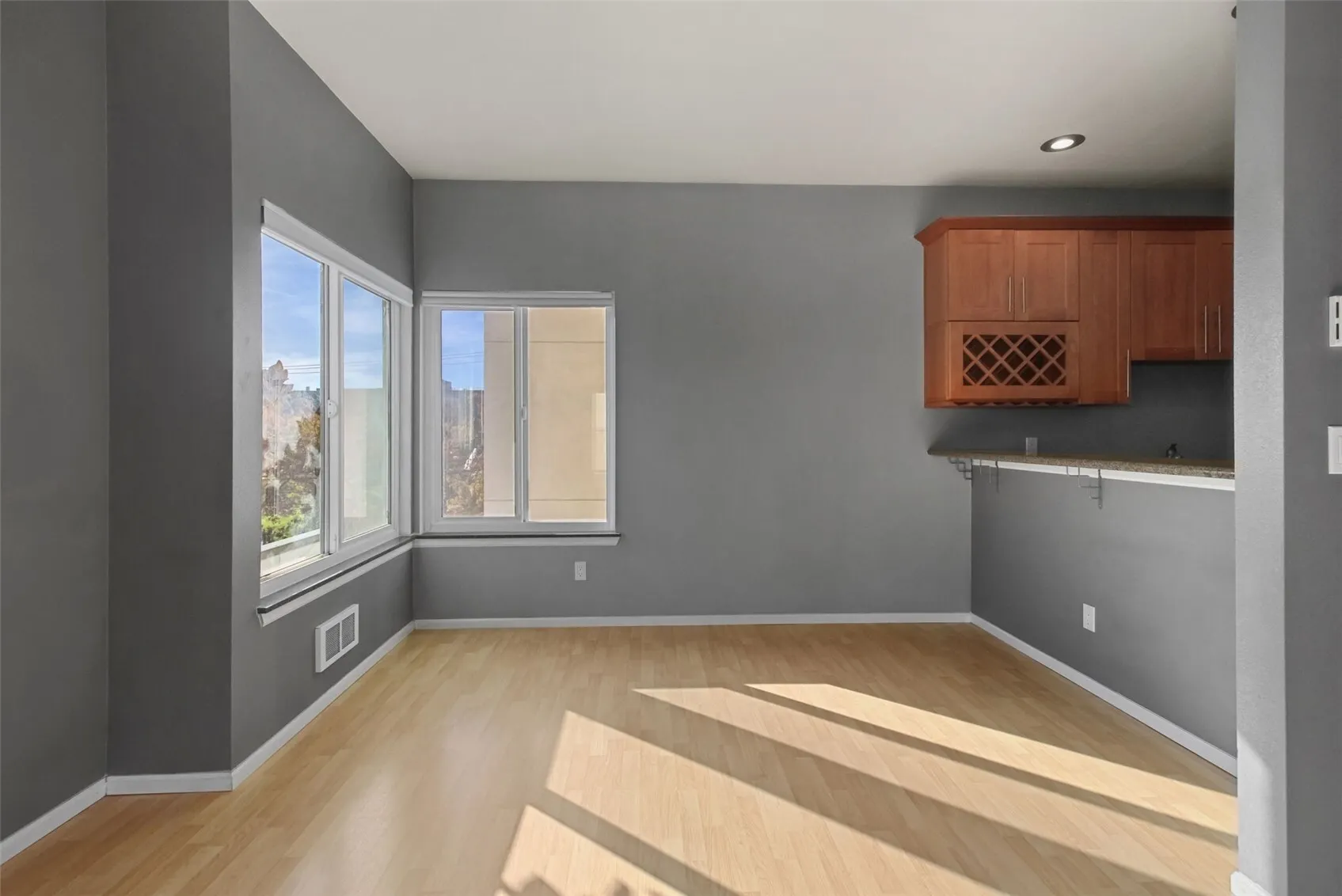 1828 11th Avenue #205, Seattle, WA 98122