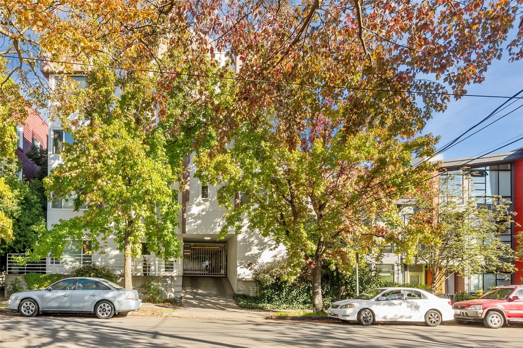 1828 11th Avenue #205, Seattle, WA 98122
