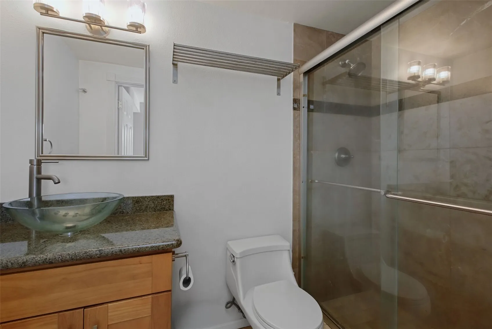 1828 11th Avenue #205, Seattle, WA 98122