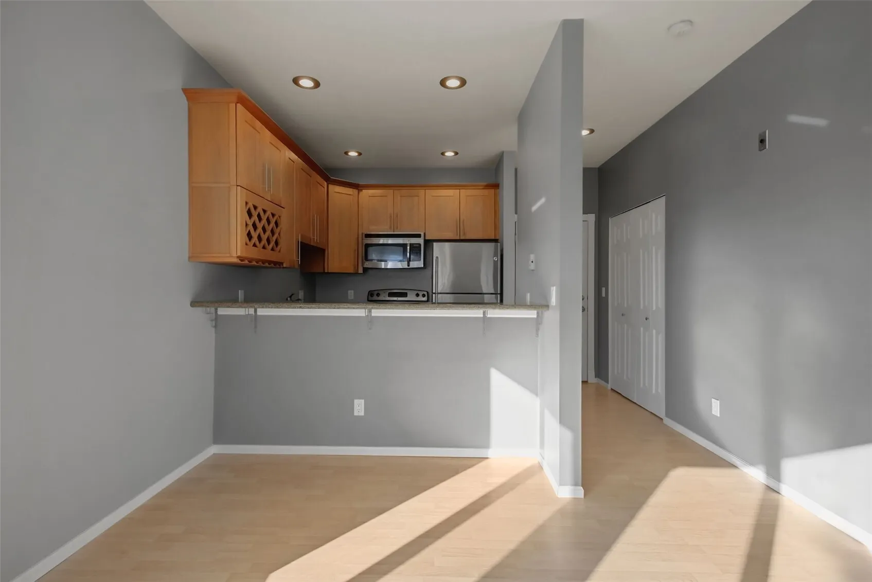 1828 11th Avenue #205, Seattle, WA 98122