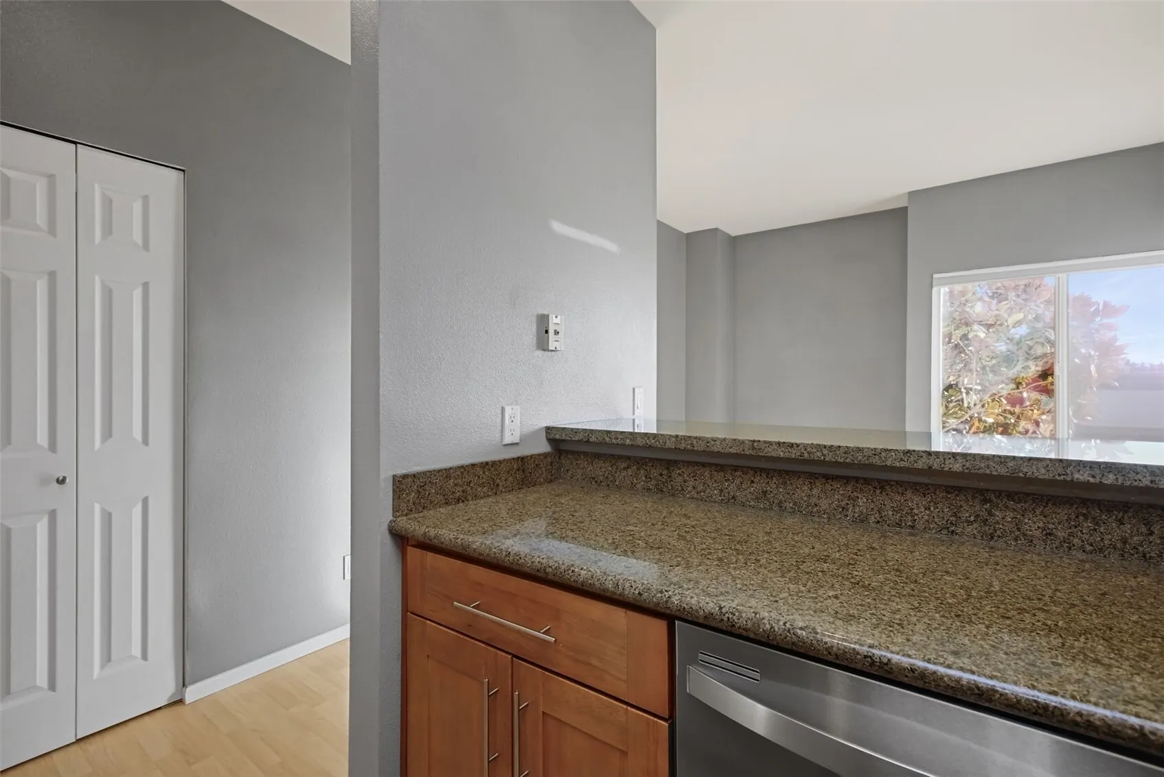 1828 11th Avenue #205, Seattle, WA 98122