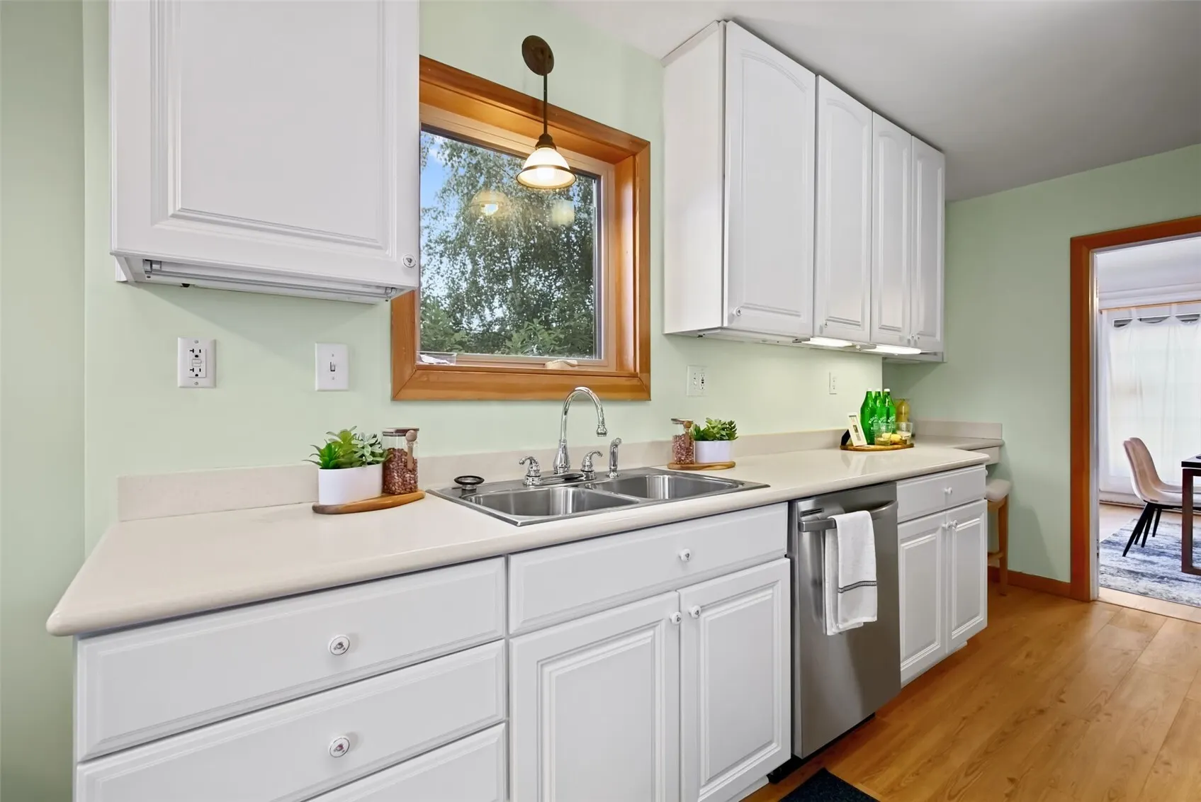 7710 Bagley Avenue N, Seattle, WA 98103