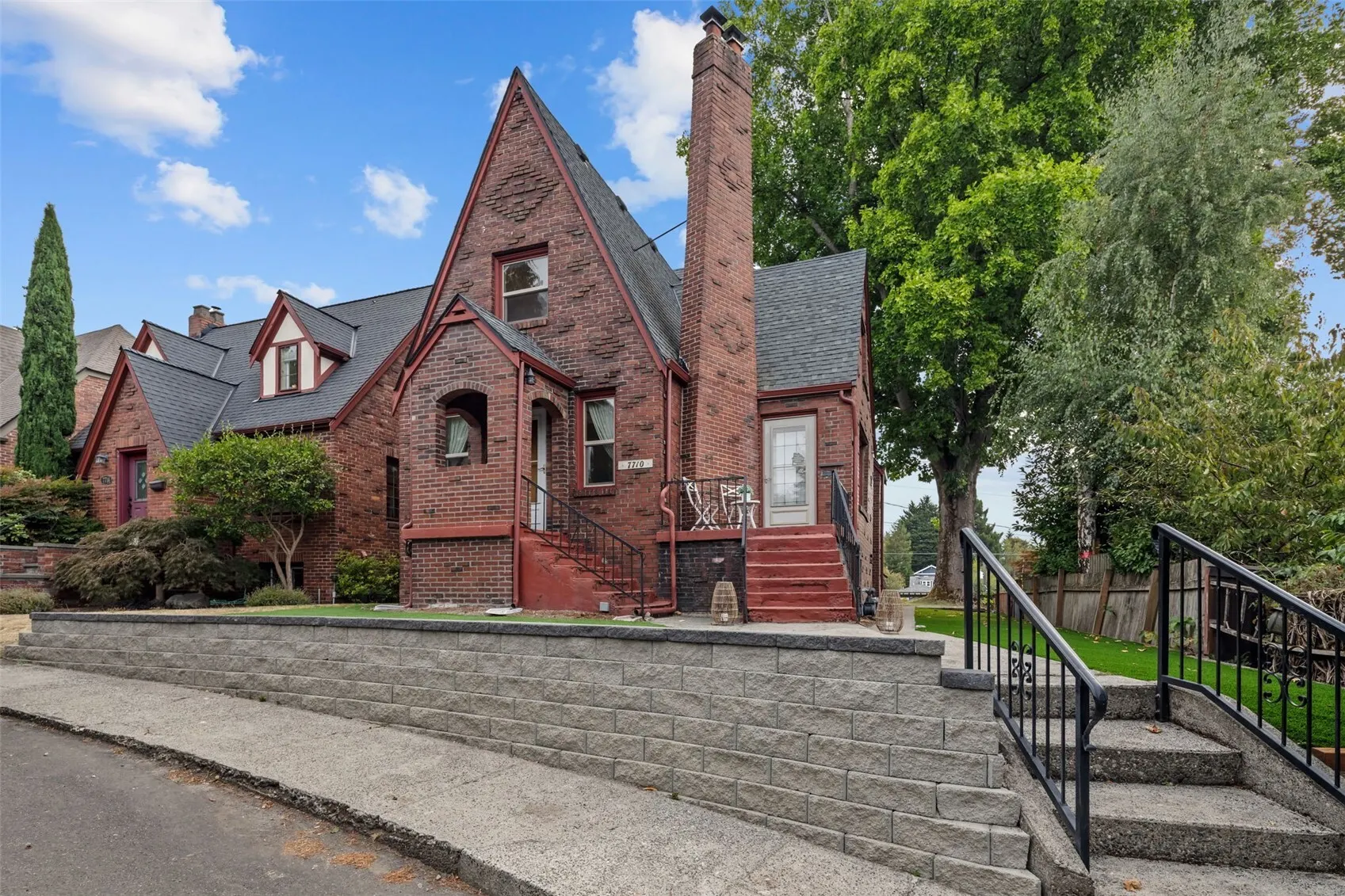 7710 Bagley Avenue N, Seattle, WA 98103