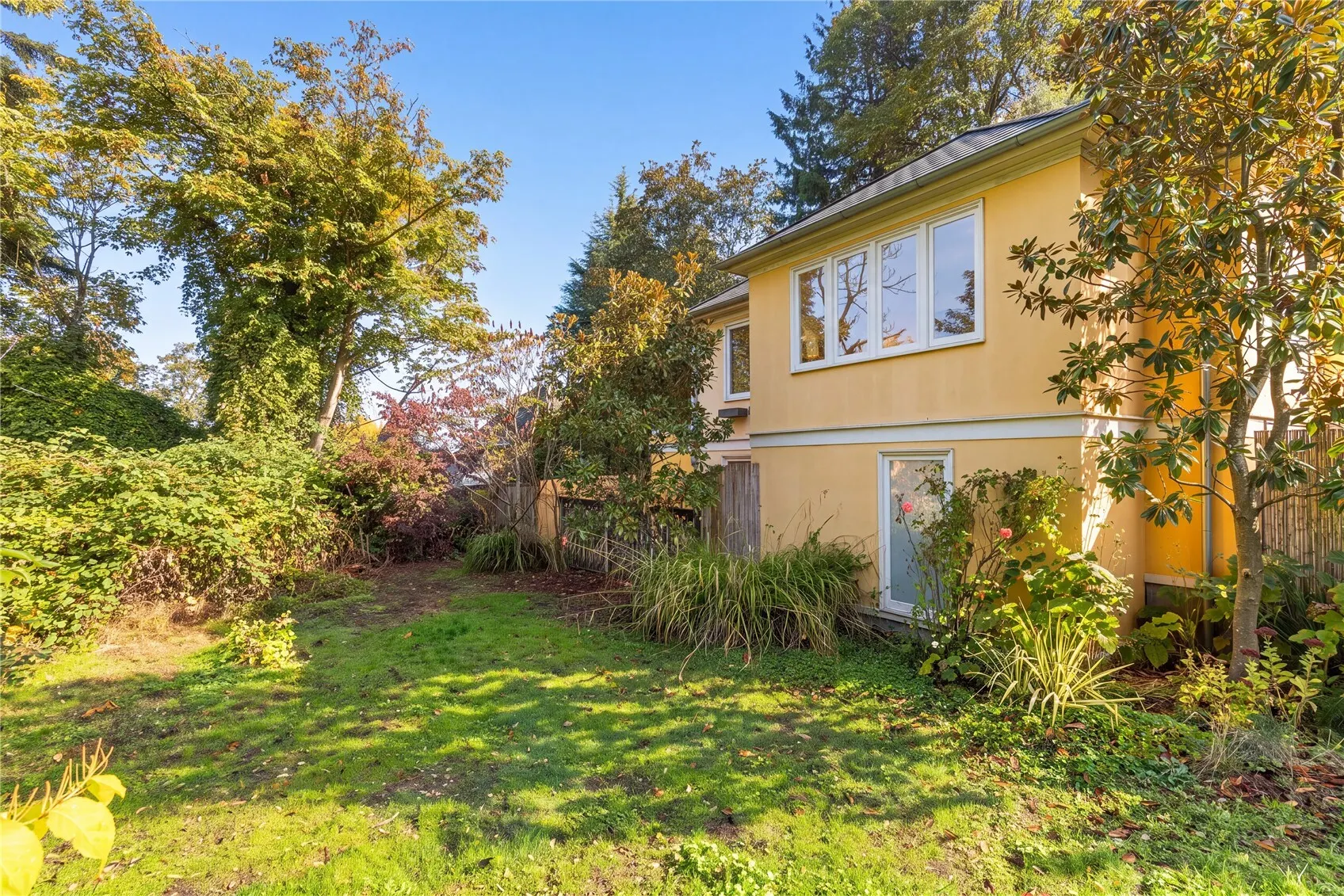 1717 29th Avenue , Seattle, WA 98122