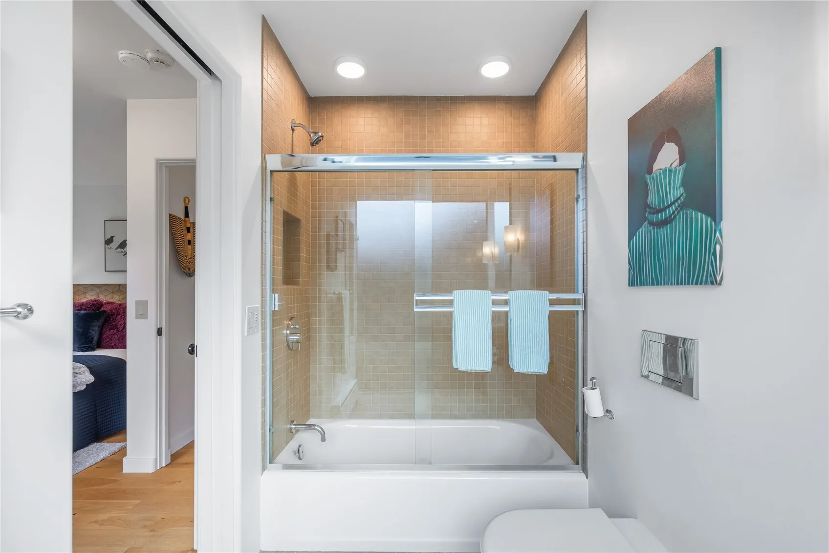1717 29th Avenue , Seattle, WA 98122