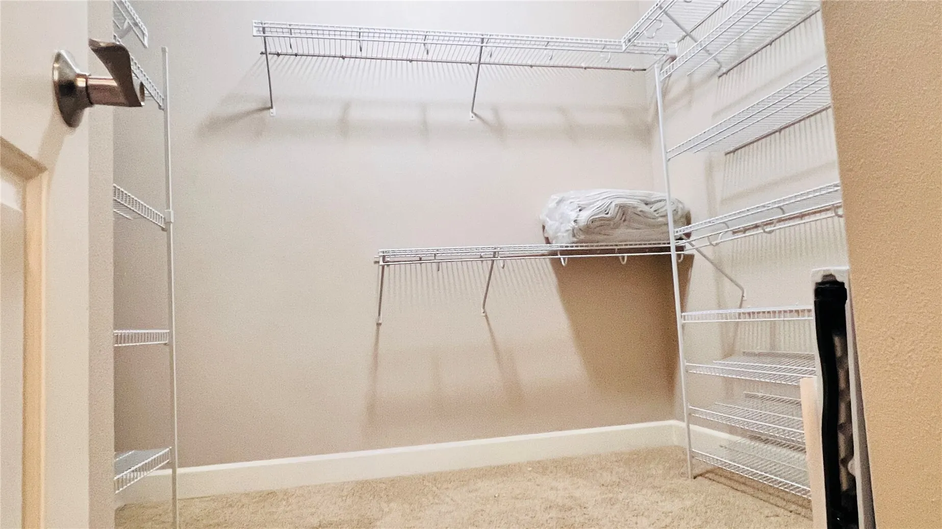 725 S 38th Court , Renton, WA 98055