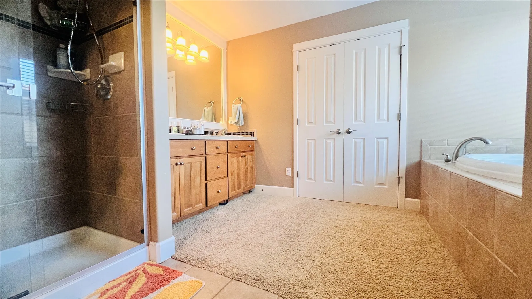 725 S 38th Court , Renton, WA 98055