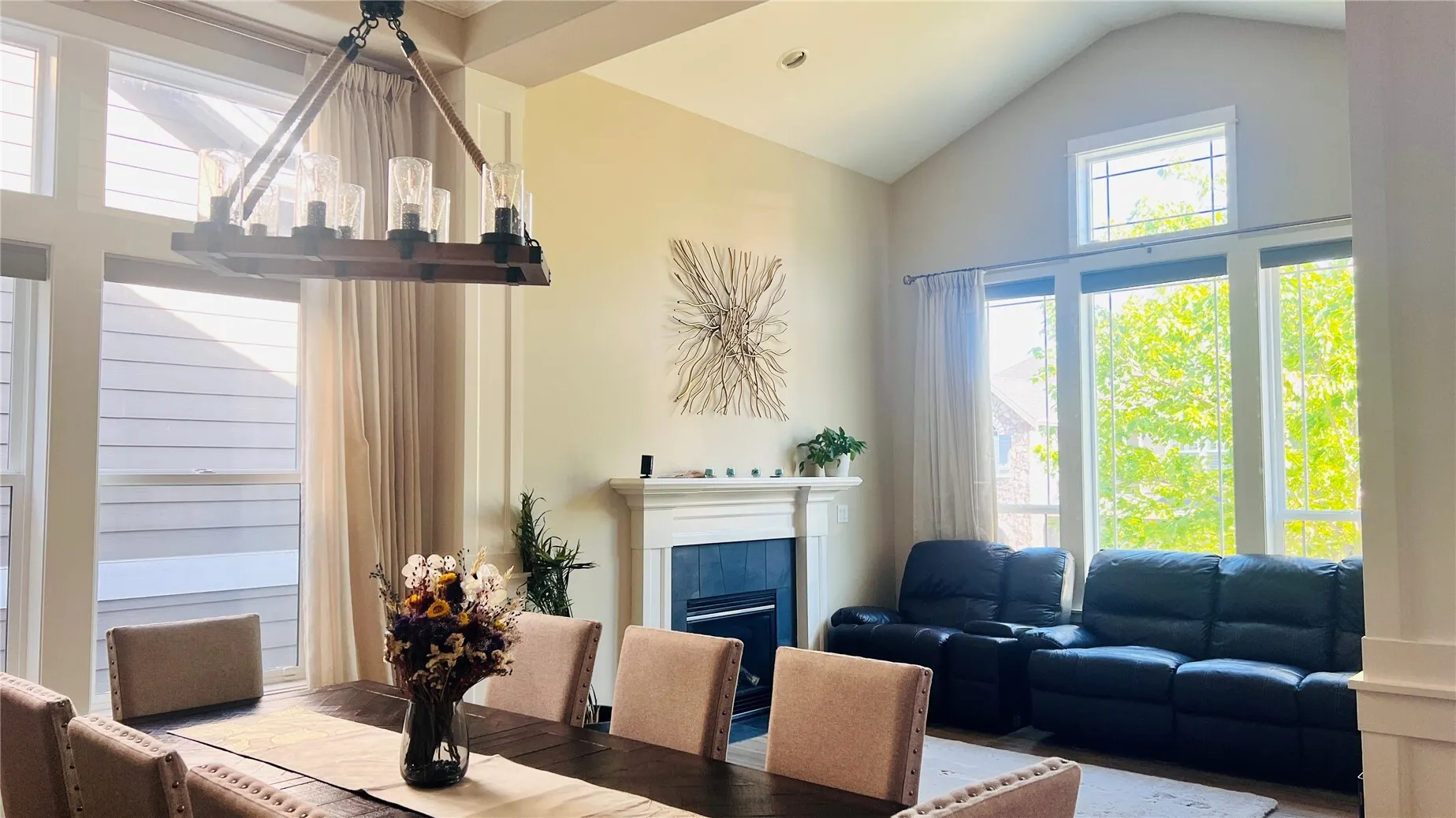 725 S 38th Court , Renton, WA 98055