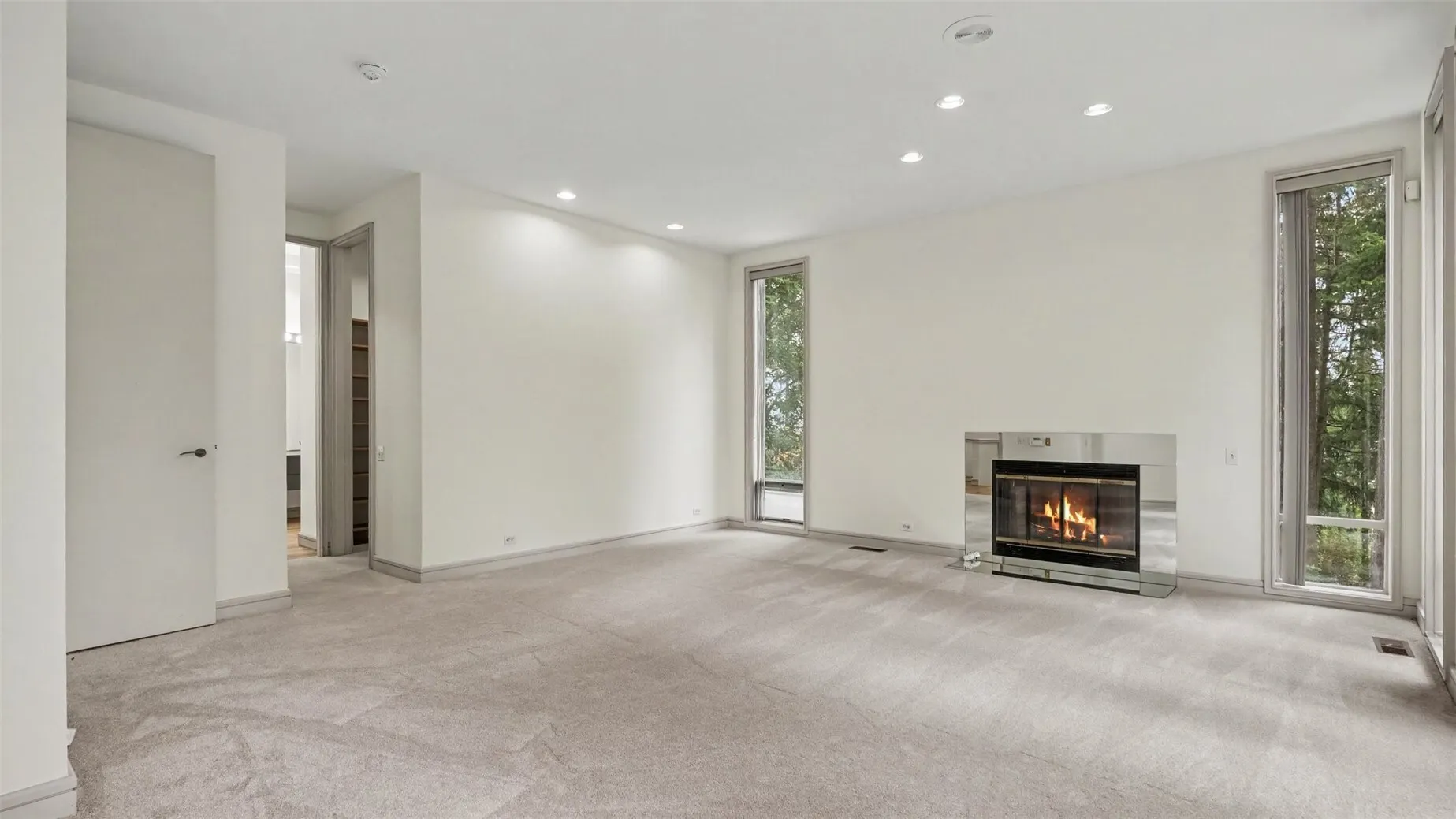 1121 W Lake Sammamish Parkway SE, Bellevue, WA 98008