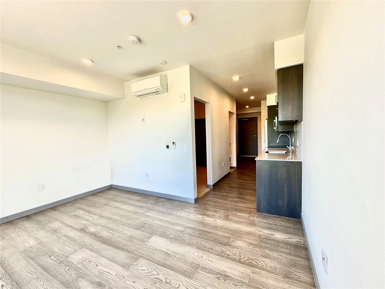 11903 NE 128th Street #603, Kirkland, WA 98034
