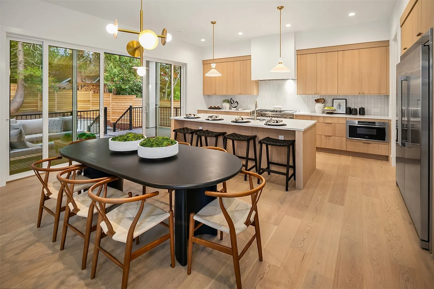 16638 SE 26th Place , Bellevue, WA 98008