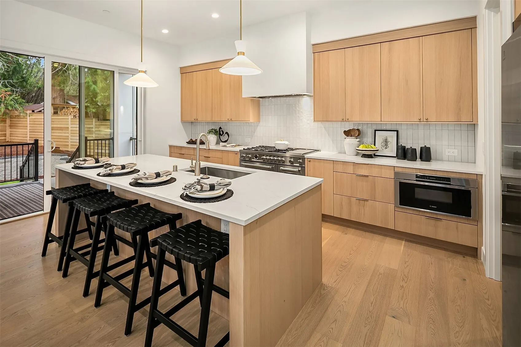 16638 SE 26th Place , Bellevue, WA 98008
