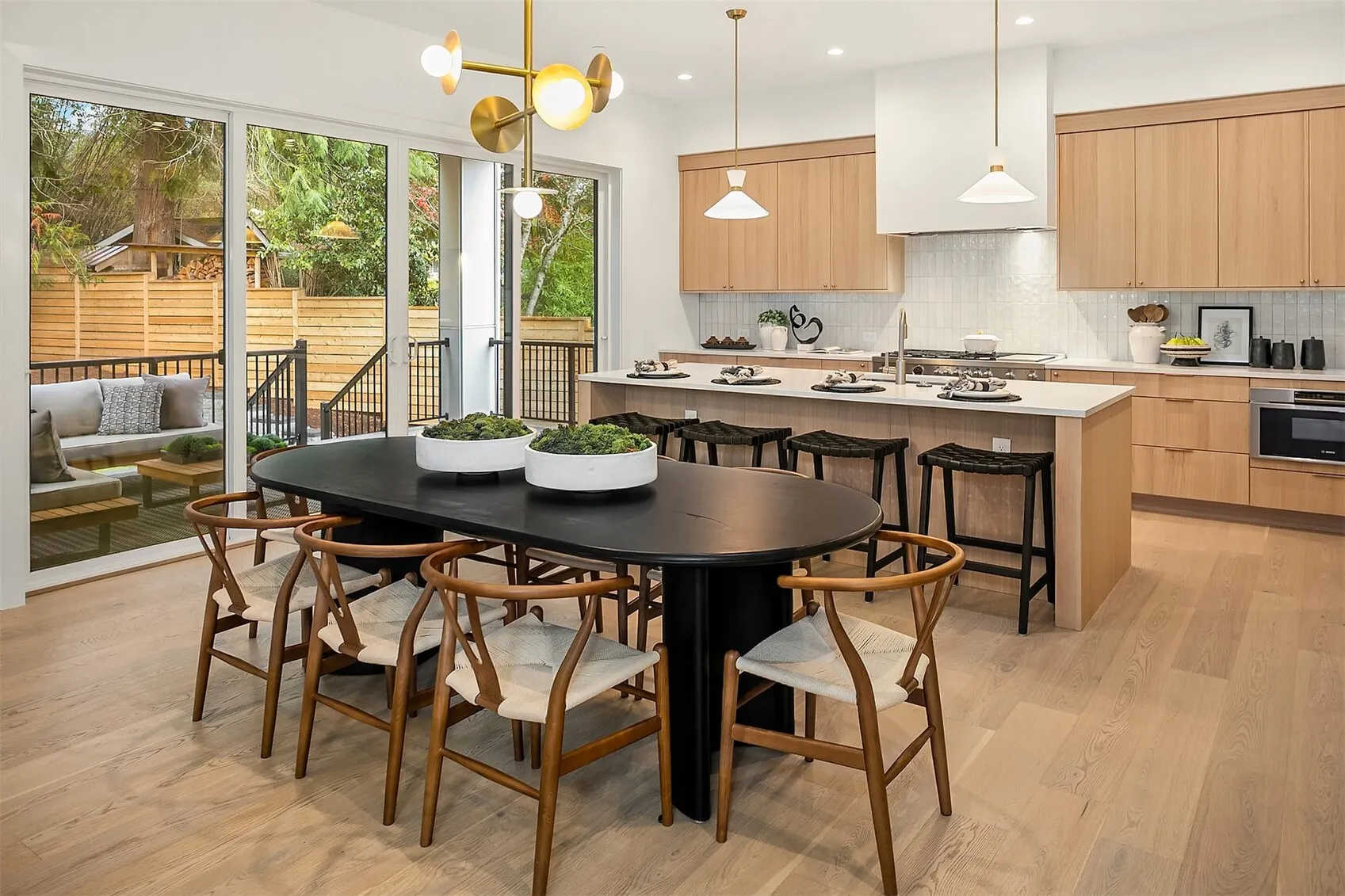 16638 SE 26th Place , Bellevue, WA 98008