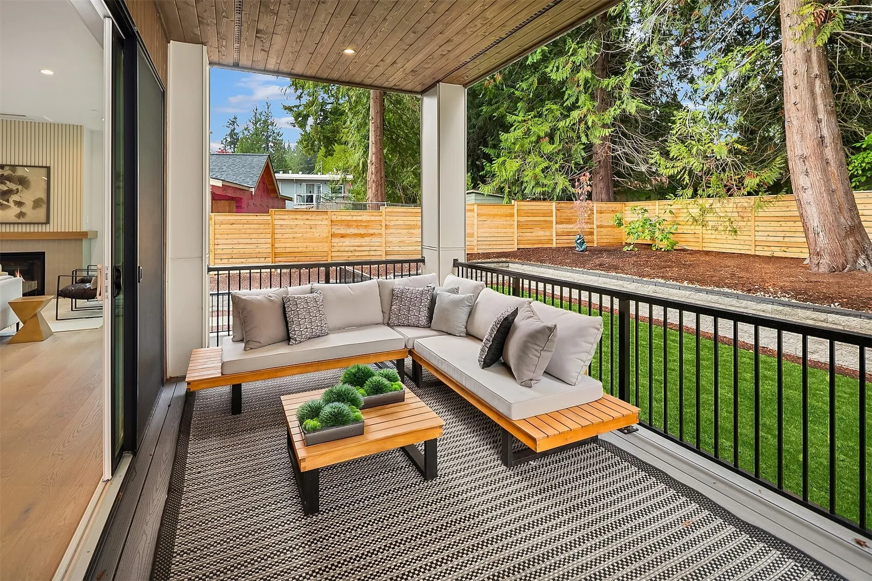 16638 SE 26th Place , Bellevue, WA 98008