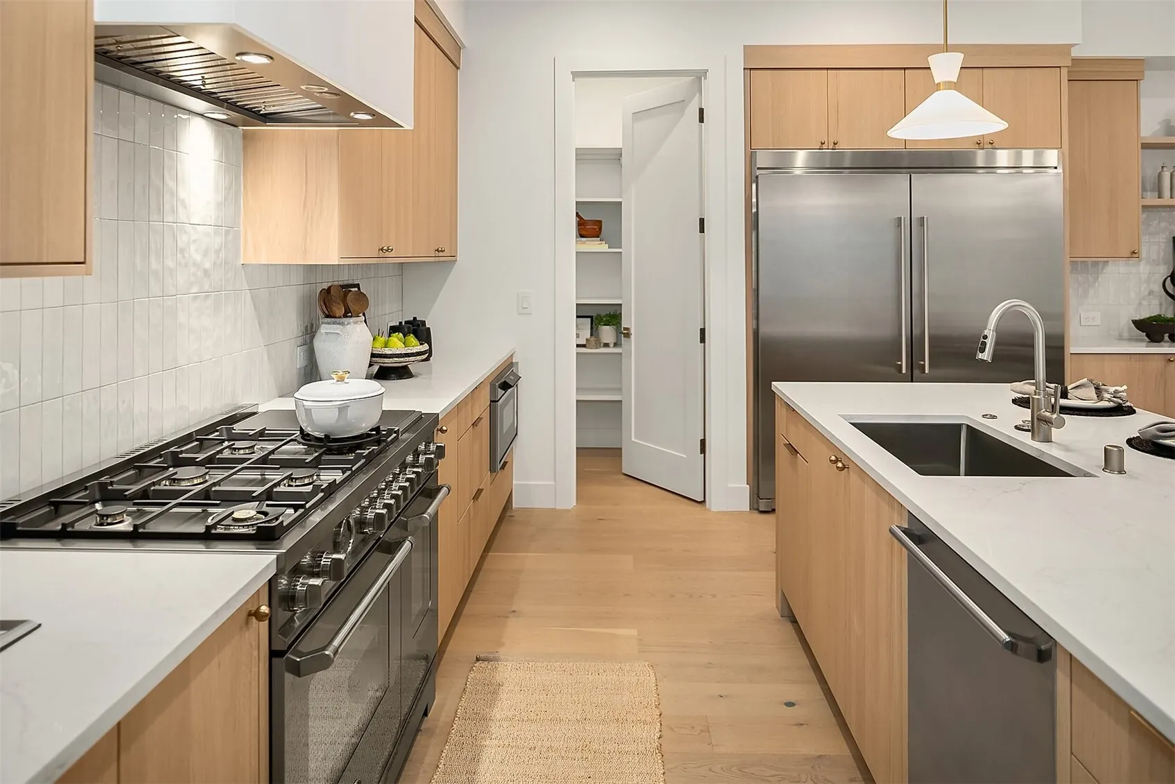 16638 SE 26th Place , Bellevue, WA 98008